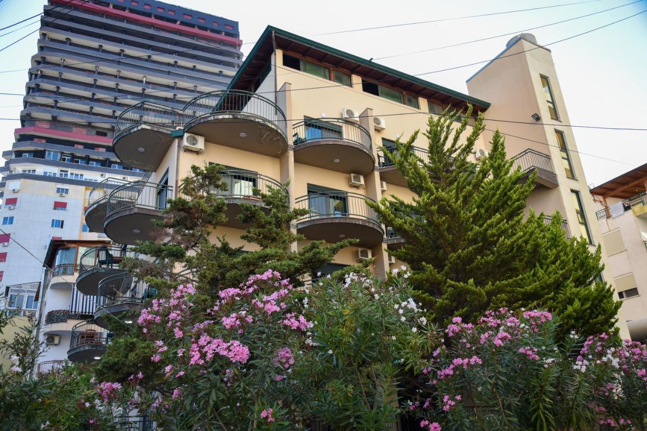 Koa Hotel Durrës Kültér fotó